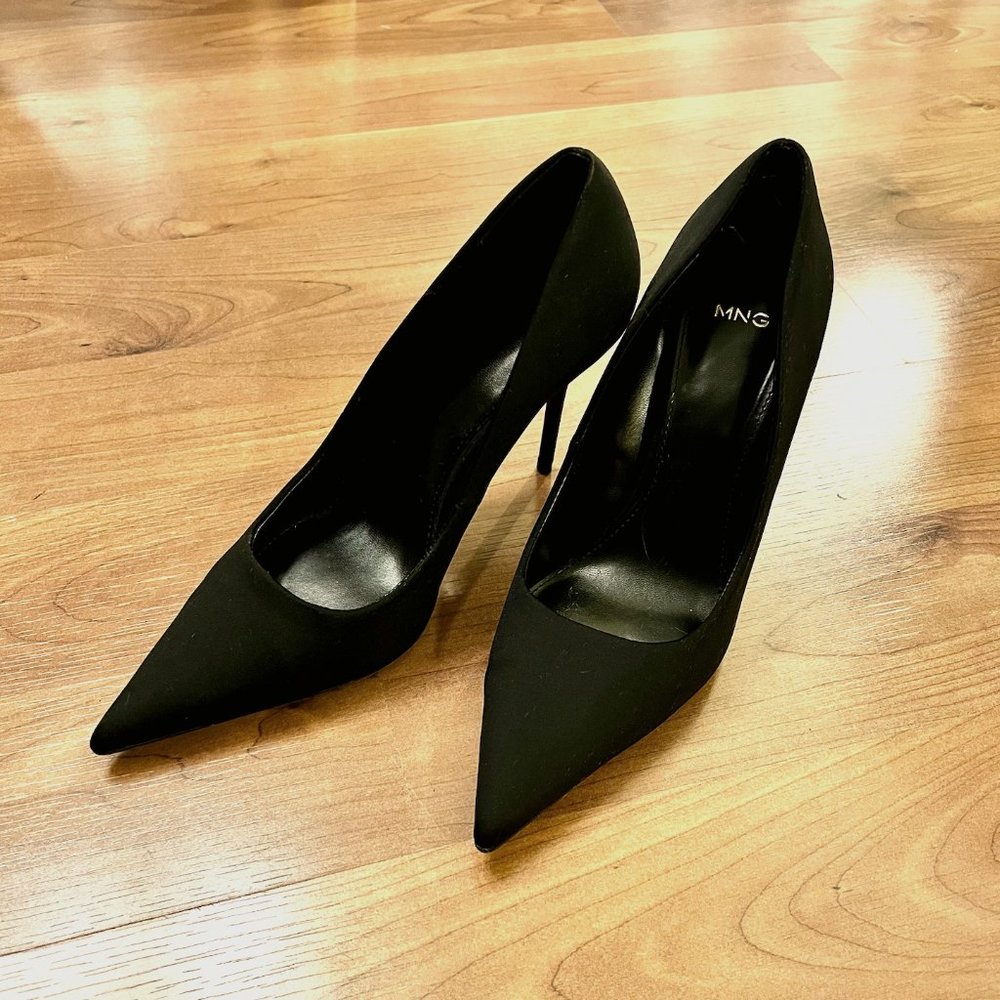 COPY - MANGO-Pointed toe heel shoes - Size 7.5 / 38